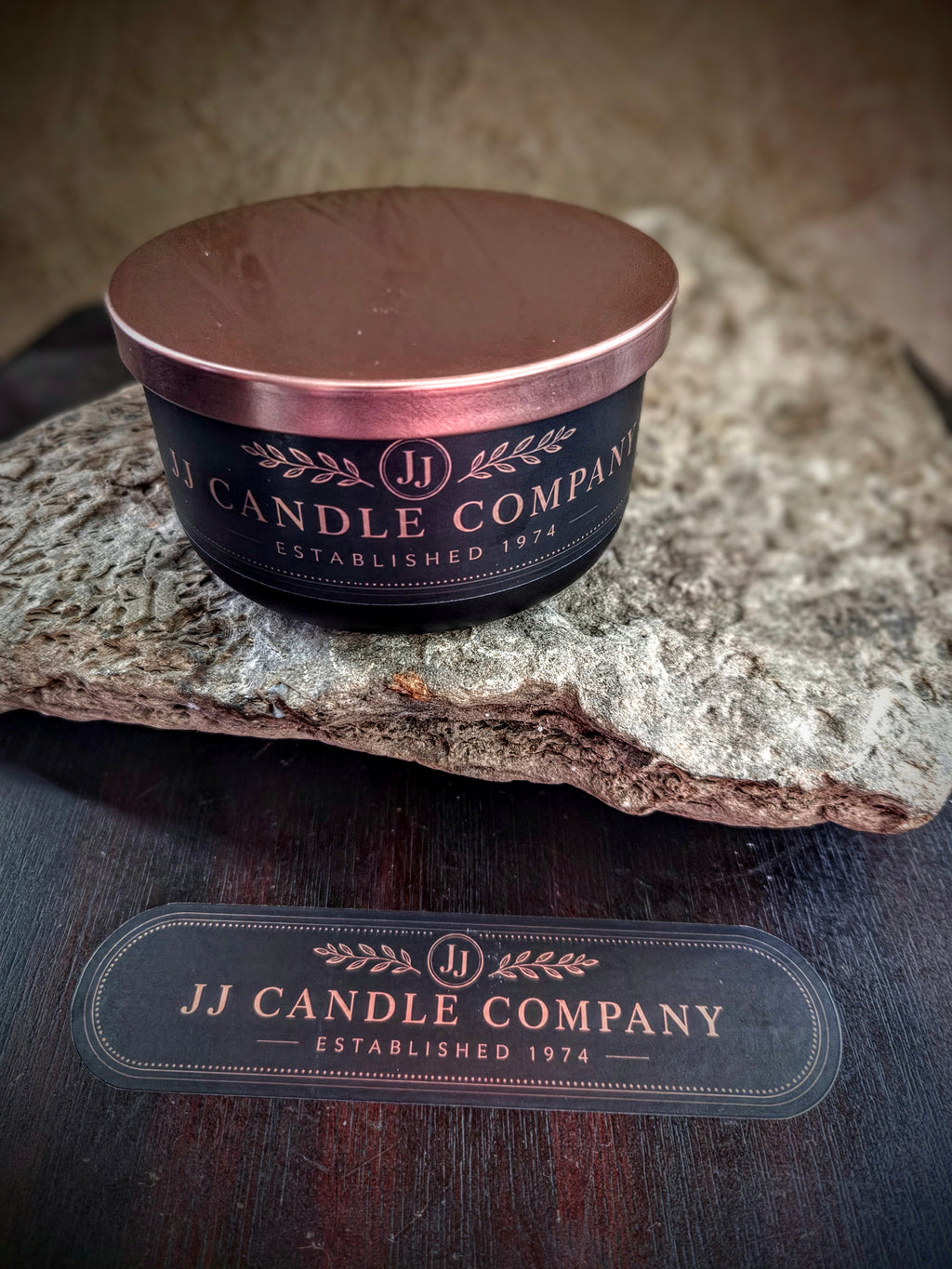 Victoria's Spell – Single Wick Soy & Paraffin Blend Candle